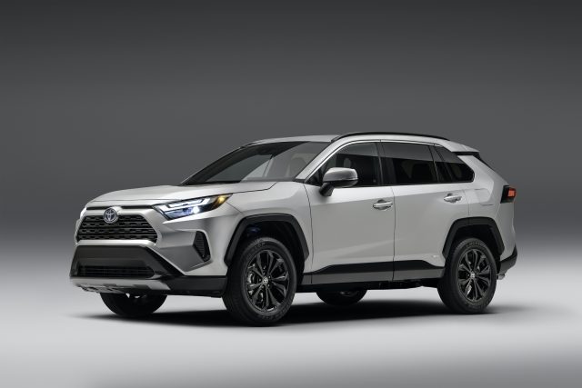 RAV4 Toyota Hire Kigali – 4x4 Self Drive Rwanda Safari